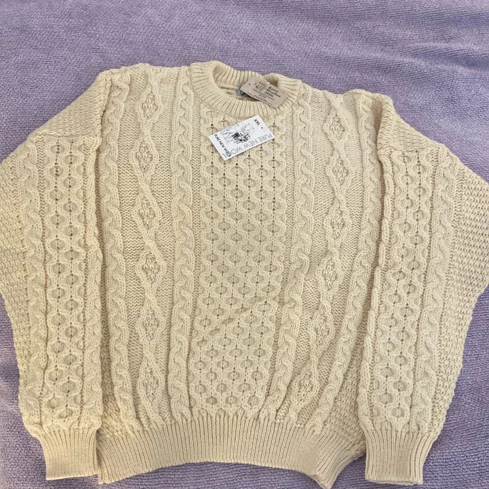 100% Pure New Wool Sweater - Off White/Cream - Picture 1 of 4